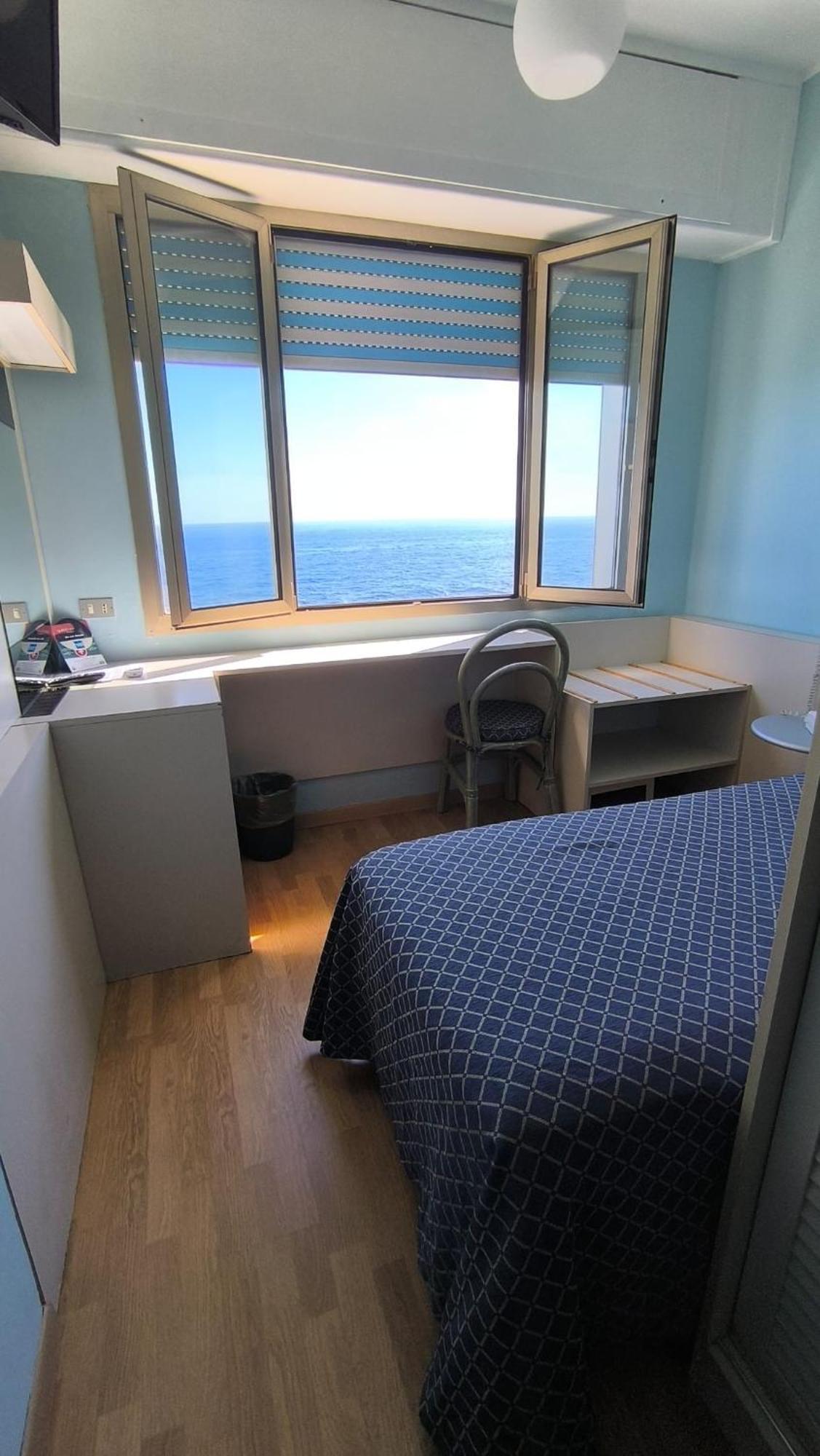 Hotel La Perla Del Capo Ospedaletti Ngoại thất bức ảnh