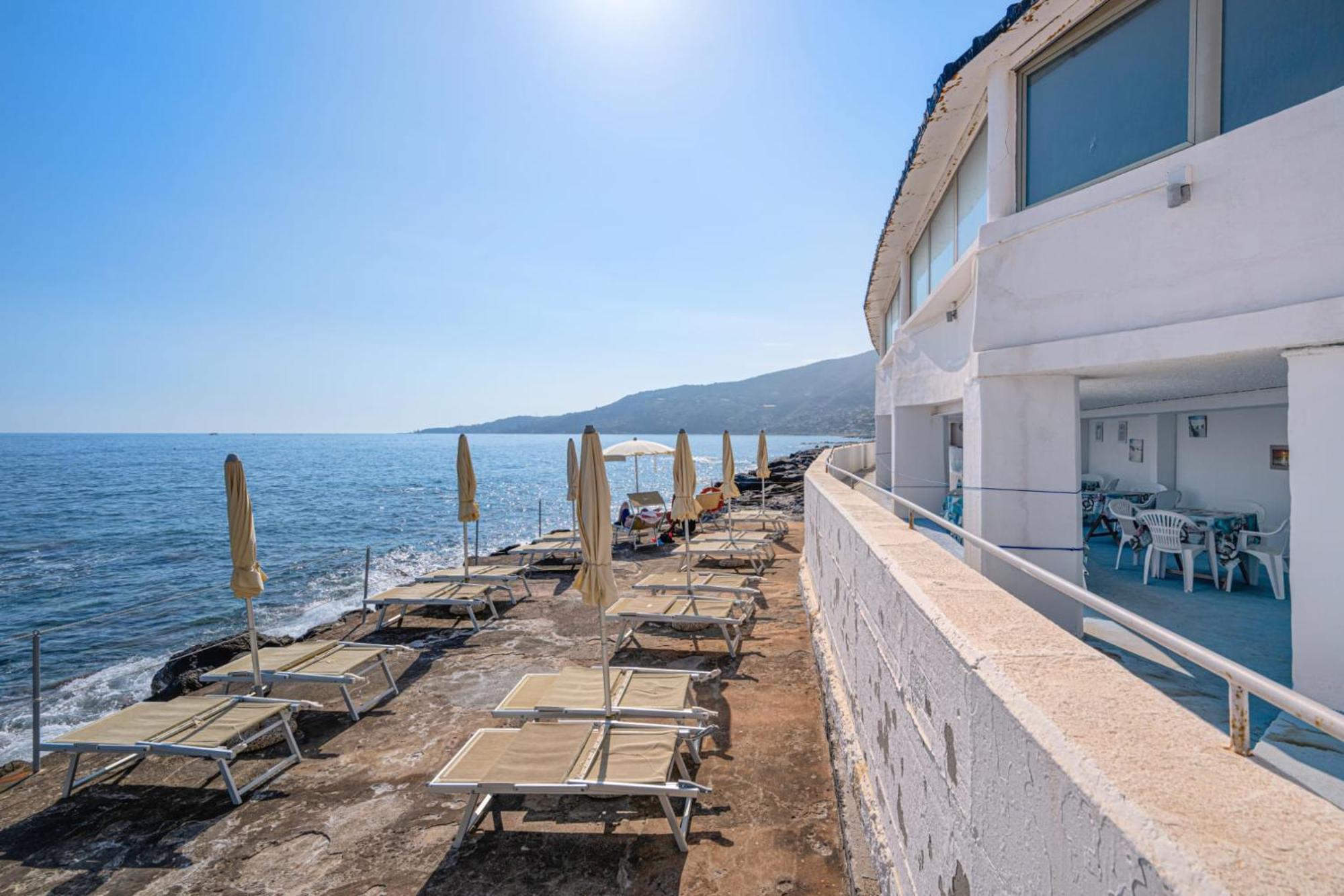 Hotel La Perla Del Capo Ospedaletti Ngoại thất bức ảnh
